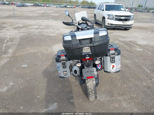ZGUKWUA00LM000104 Moto Guzzi V85 Tt