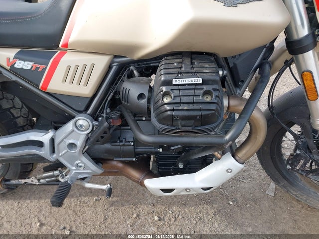 ZGUKWUA00LM000104 Moto Guzzi V85 Tt