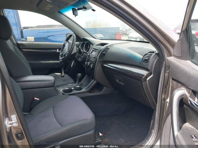 45083785 :رقم المزاد ، 5XYKT3A18CG243160 vin ، 2012 Kia Sorento Lx مزاد بيع