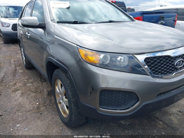 45083785 :رقم المزاد ، 5XYKT3A18CG243160 vin ، 2012 Kia Sorento Lx مزاد بيع