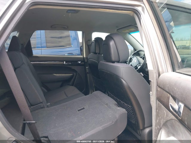 45083785 :رقم المزاد ، 5XYKT3A18CG243160 vin ، 2012 Kia Sorento Lx مزاد بيع