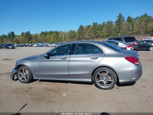 55SWF6GBXFU010790 Mercedes-Benz C 400 4matic