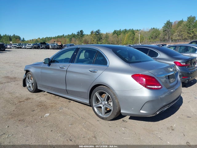 55SWF6GBXFU010790 Mercedes-Benz C 400 4matic
