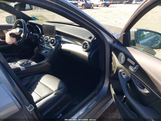 55SWF6GBXFU010790 Mercedes-Benz C 400 4matic