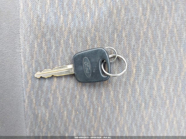2001 Ford Focus Se მანქანა იყიდება აუქციონზე, vin: 1FAFP36321W287337, აუქციონის ნომერი: 45083833