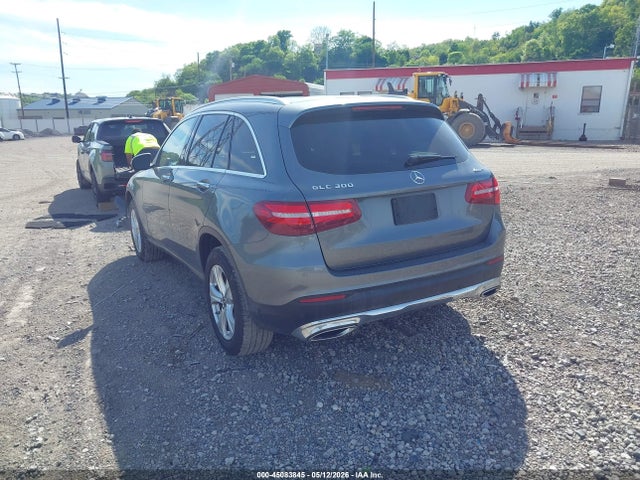 2018 Mercedes-benz Glc 300 4matic მანქანა იყიდება აუქციონზე, vin: WDC0G4KB8JV060866, აუქციონის ნომერი: 45083845
