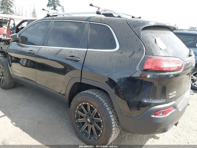 1C4PJMCS6EW318399 Jeep Cherokee Latitude