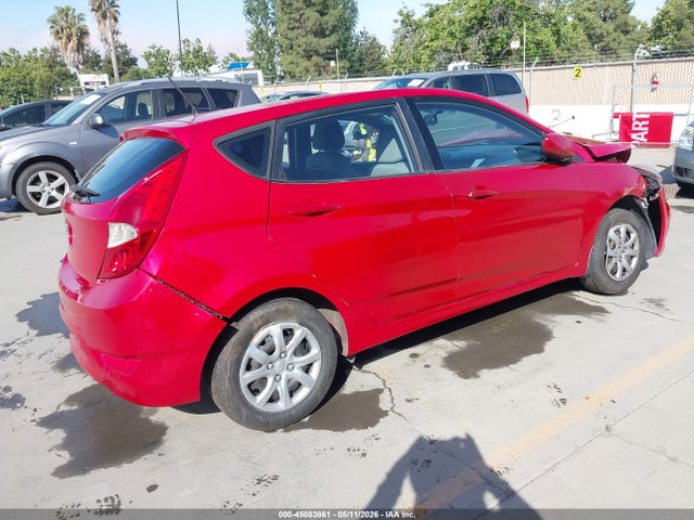 45083861 :رقم المزاد ، KMHCT5AE0EU158247 vin ، 2014 Hyundai Accent Gs مزاد بيع