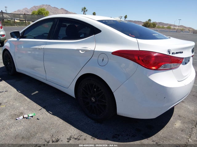 Продаж на аукціоні авто 2013 Hyundai Elantra Gls, vin: 5NPDH4AE3DH279710, номер лоту: 45083880