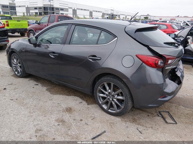 Aukcja sprzedaży 2018 Mazda Mazda3 Touring, vin: 3MZBN1L37JM165772, numer aukcji: 45083959
