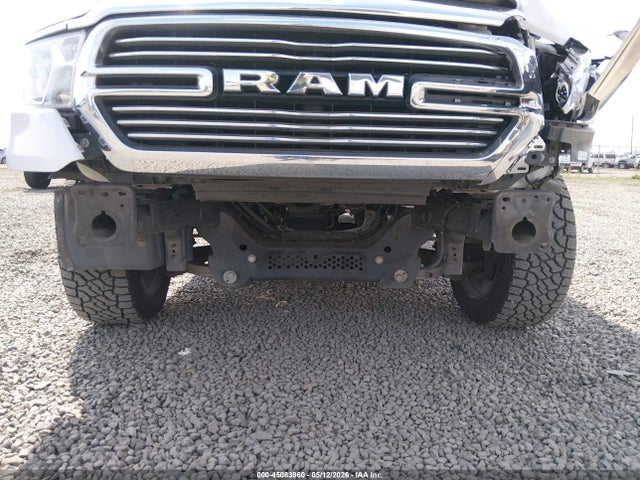 1C6RREJT5RN205470 RAM 1500 Laramie 4x2 5&#039;7 Box