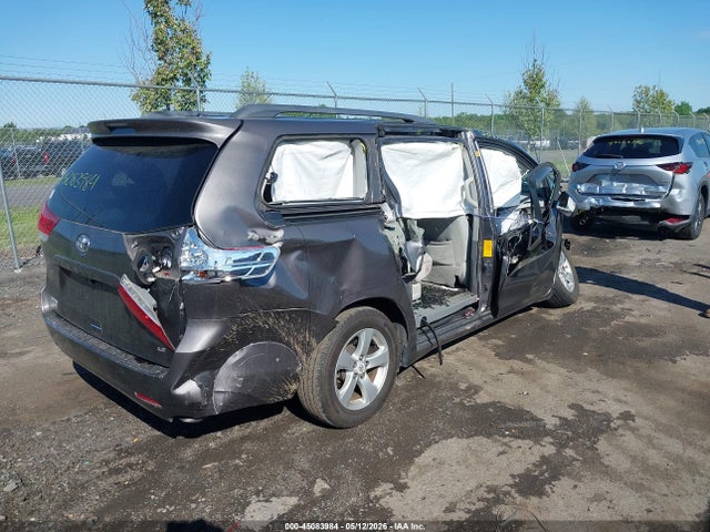 2011 Toyota Sienna Le V6 მანქანა იყიდება აუქციონზე, vin: 5TDKK3DC2BS031940, აუქციონის ნომერი: 45083984