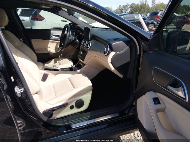 Auction sale of the 2016 Mercedes-benz Gla 250, vin: WDCTG4EB2GJ212388, lot number: 45084002