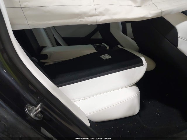 Tesla Model 3 Performance All-wheel Drive 2025 5YJ3E1ET3SF971988 Image 8