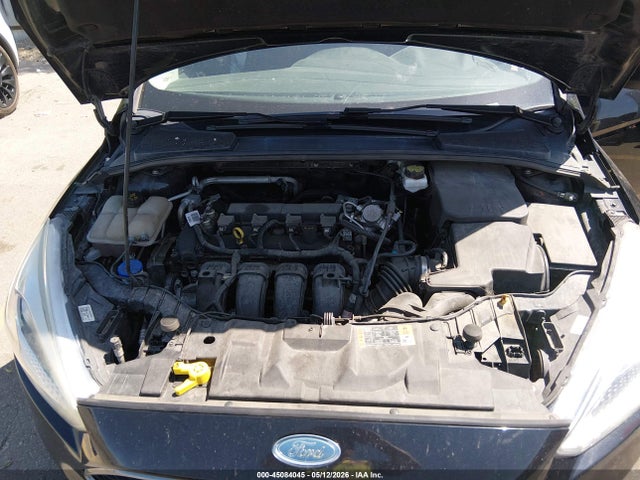 1FADP3K20JL266220 Ford FOCUS SE