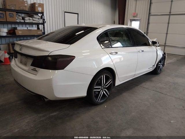 Продажа на аукционе авто 2015 Honda Accord Touring, vin: 1HGCR3F99FA009889, номер лота: 45084089
