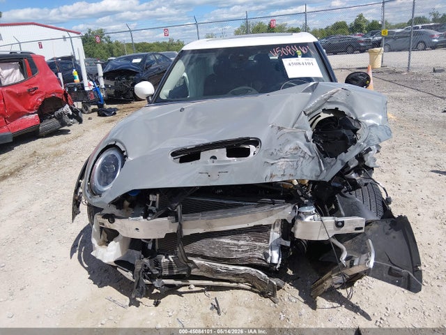 Продажа на аукционе авто 2022 Mini Clubman Cooper S, vin: WMWXJ1C01N2P93444, номер лота: 45084101