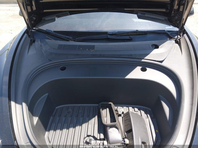 Продаж на аукціоні авто 2022 Tesla Model 3 Performance Dual Motor All-wheel Drive, vin: 5YJ3E1EC4NF180339, номер лоту: 45084116