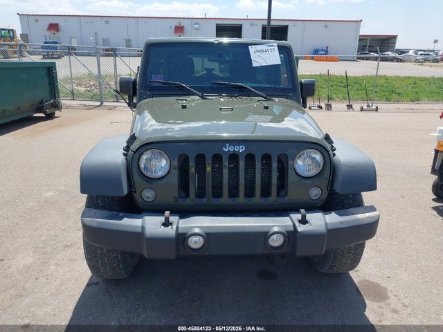 45084123 :رقم المزاد ، 1C4HJWDG0GL137572 vin ، 2016 Jeep Wrangler Unlimited Sport مزاد بيع