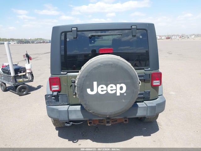 45084123 :رقم المزاد ، 1C4HJWDG0GL137572 vin ، 2016 Jeep Wrangler Unlimited Sport مزاد بيع