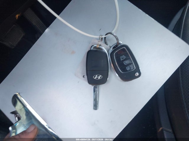 Продаж на аукціоні авто 2018 Hyundai Santa Fe Sport 2.4 Se, vin: 5XYZUDLB6JG515774, номер лоту: 45084126