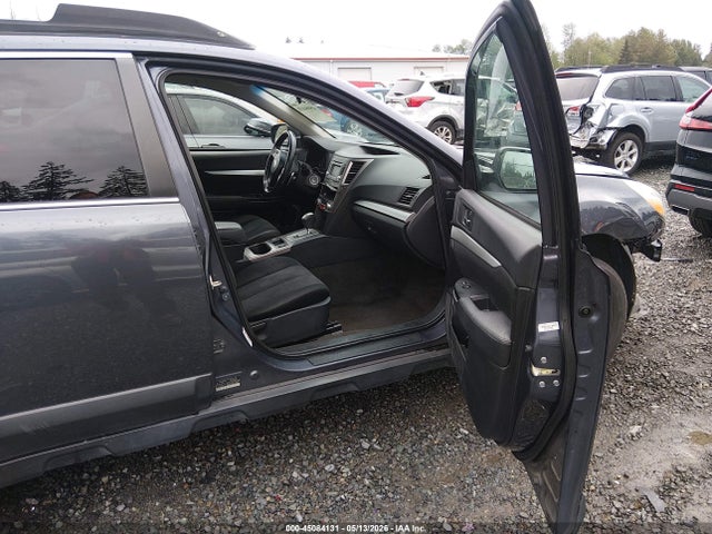 4S4BRBCC8E3325755 Subaru Outback 2.5i Premium