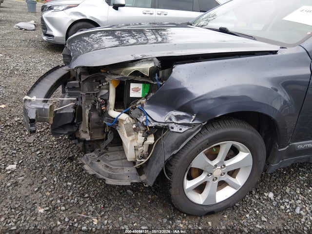 4S4BRBCC8E3325755 Subaru Outback 2.5i Premium
