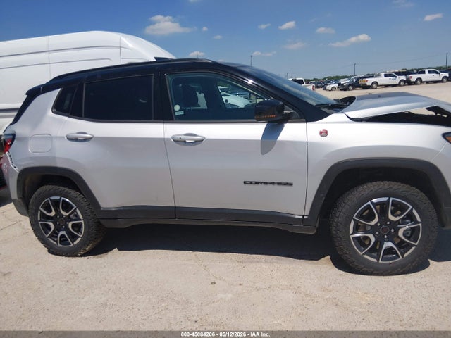 Auction sale of the 2025 Jeep Compass Trailhawk 4x4, vin: 3C4NJDDN6ST621815, lot number: 45084206