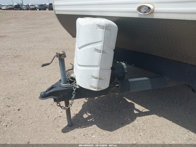 2013 Forest River 31' Travel Trailer მანქანა იყიდება აუქციონზე, vin: 4X4TPUG29DP045128, აუქციონის ნომერი: 45084228