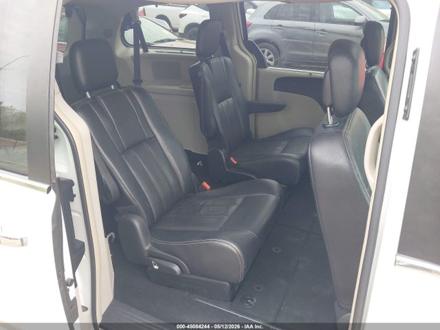 Продаж на аукціоні авто 2016 Chrysler Town & Country Touring-l Anniversary Edition, vin: 2C4RC1CG5GR215290, номер лоту: 45084244