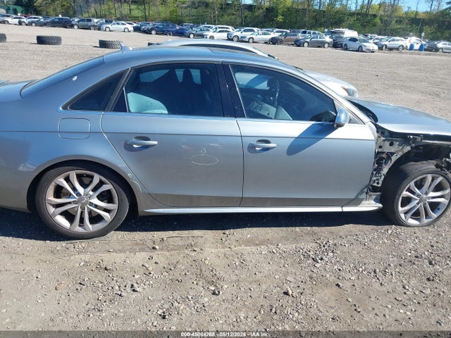 Auction sale of the 2011 Audi S4 3.0 Premium Plus, vin: WAUBGAFL5BA024042, lot number: 45084268