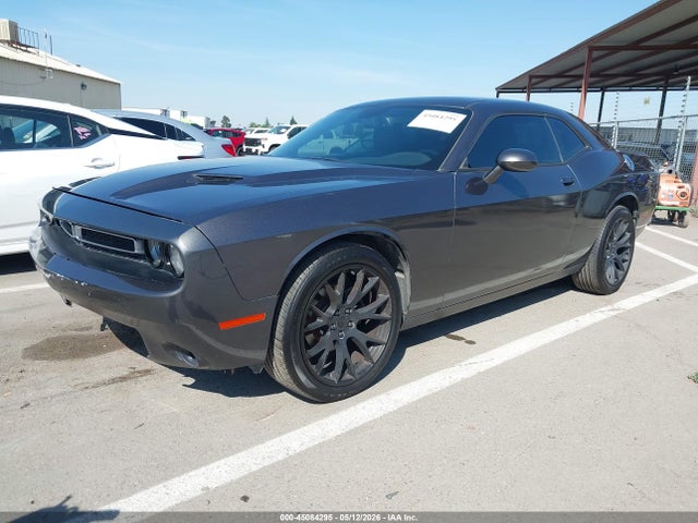 2C3CDZAG6FH901142 Dodge Challenger Sxt