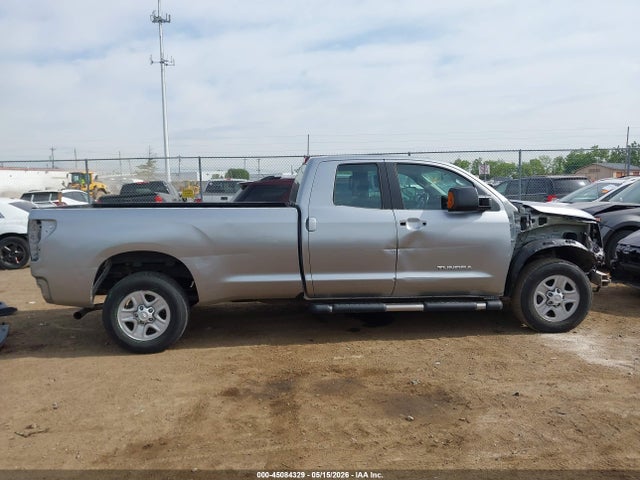 Продажа на аукционе авто 2010 Toyota Tundra Grade 5.7l V8, vin: 5TFCW5F1XAX009757, номер лота: 45084329