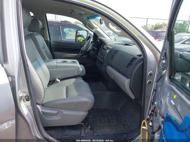 Продажа на аукционе авто 2010 Toyota Tundra Grade 5.7l V8, vin: 5TFCW5F1XAX009757, номер лота: 45084329