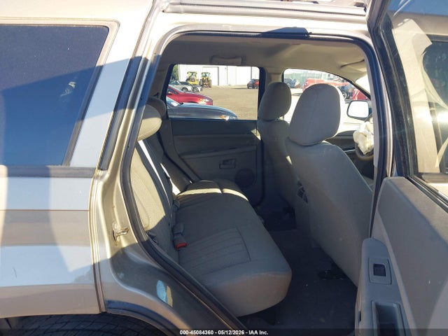2005 Jeep Grand Cherokee Laredo მანქანა იყიდება აუქციონზე, vin: 1J4GR48K75C691173, აუქციონის ნომერი: 45084360