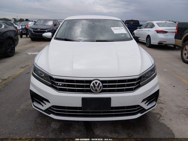 45084400 :رقم المزاد ، 1VWAA7A38JC044909 vin ، 2018 Volkswagen Passat 2.0t R-line/2.0t S مزاد بيع