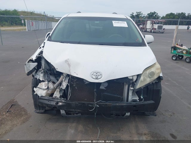 Продажа на аукционе авто 2013 Toyota Sienna Le V6 8 Passenger, vin: 5TDKK3DC0DS319250, номер лота: 45084456