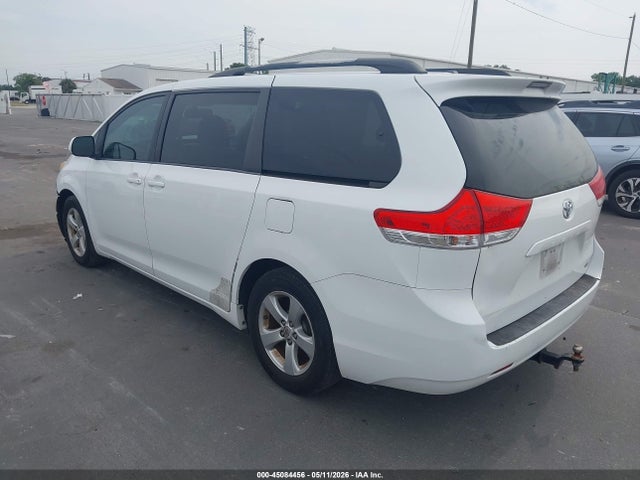 Продажа на аукционе авто 2013 Toyota Sienna Le V6 8 Passenger, vin: 5TDKK3DC0DS319250, номер лота: 45084456