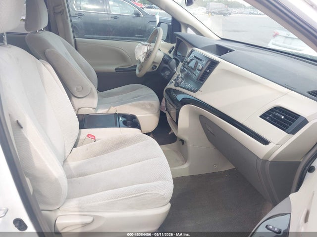 Продажа на аукционе авто 2013 Toyota Sienna Le V6 8 Passenger, vin: 5TDKK3DC0DS319250, номер лота: 45084456