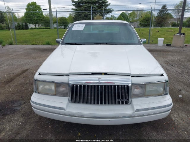 Aukcja sprzedaży 1994 Lincoln Town Car Signature/tournament, vin: 1LNLM82W5RY676231, numer aukcji: 45084534