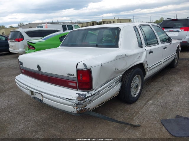 Aukcja sprzedaży 1994 Lincoln Town Car Signature/tournament, vin: 1LNLM82W5RY676231, numer aukcji: 45084534