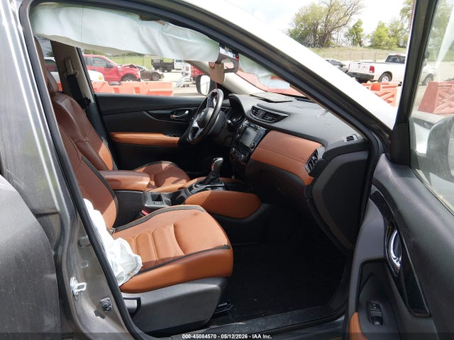 JN8AT2MT9JW486273 Nissan Rogue Sl