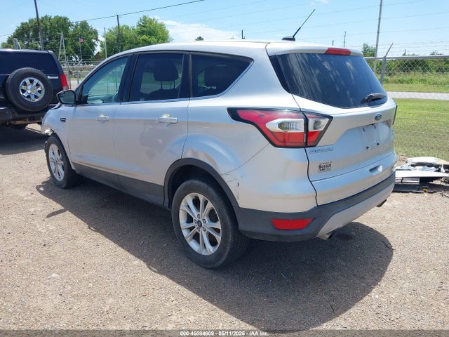 Продажа на аукционе авто 2017 Ford Escape Se, vin: 1FMCU0GD9HUD19388, номер лота: 45084609