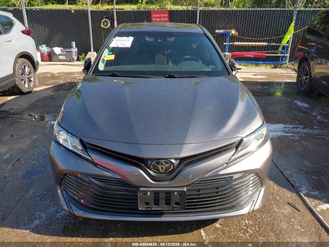 Aukcja sprzedaży 2018 Toyota Camry Le, vin: 4T1B11HK4JU589058, numer aukcji: 45084626