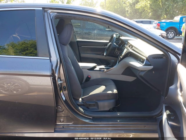 Aukcja sprzedaży 2018 Toyota Camry Le, vin: 4T1B11HK4JU589058, numer aukcji: 45084626