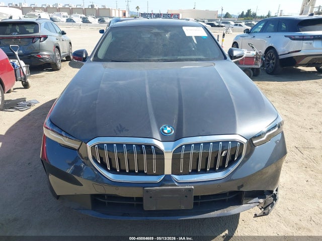 2024 Bmw I5 Edrive40 მანქანა იყიდება აუქციონზე, vin: WBY33FK03RCR97204, აუქციონის ნომერი: 45084689