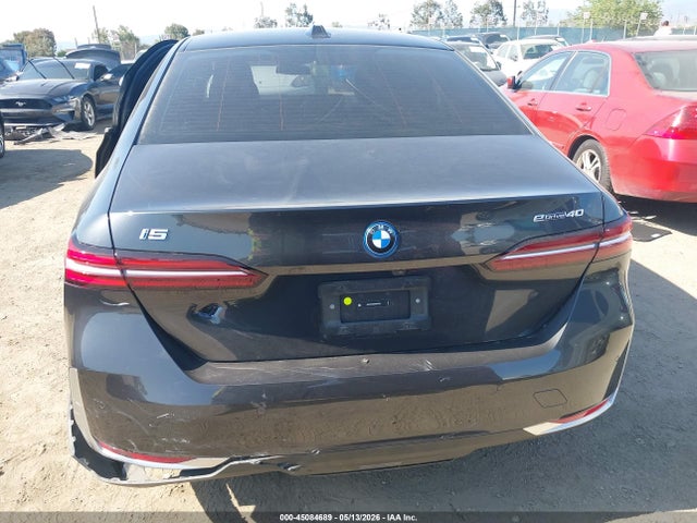 2024 Bmw I5 Edrive40 მანქანა იყიდება აუქციონზე, vin: WBY33FK03RCR97204, აუქციონის ნომერი: 45084689