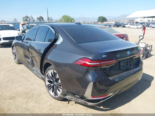 2024 Bmw I5 Edrive40 მანქანა იყიდება აუქციონზე, vin: WBY33FK03RCR97204, აუქციონის ნომერი: 45084689