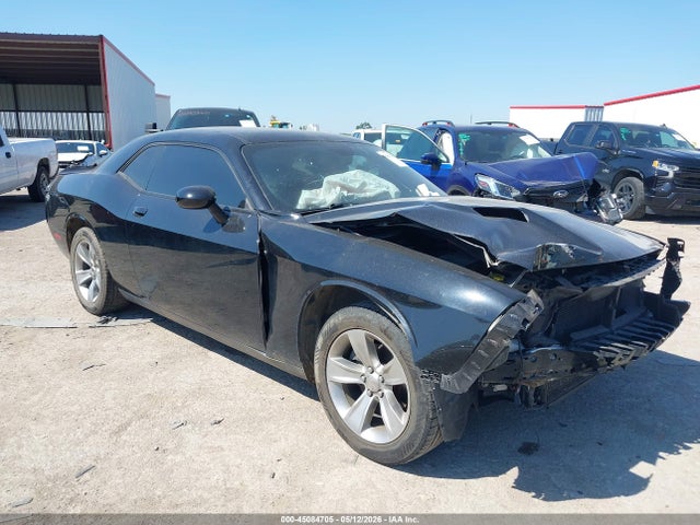 45084705 :رقم المزاد ، 2C3CDZAG4JH245404 vin ، 2018 Dodge Challenger Sxt مزاد بيع