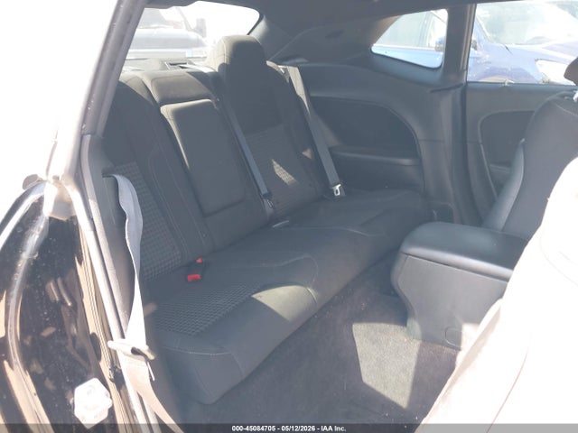 45084705 :رقم المزاد ، 2C3CDZAG4JH245404 vin ، 2018 Dodge Challenger Sxt مزاد بيع